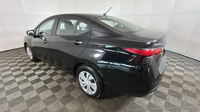 Used 2025 Nissan Versa S w/ Trunk Package FWD image 5