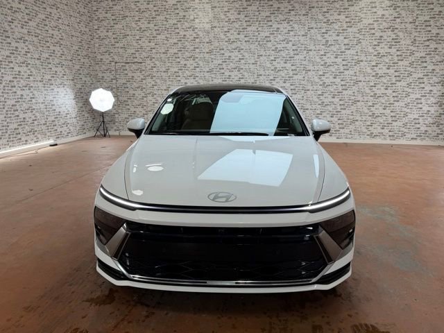 New 2026 Hyundai Sonata Limited image 2