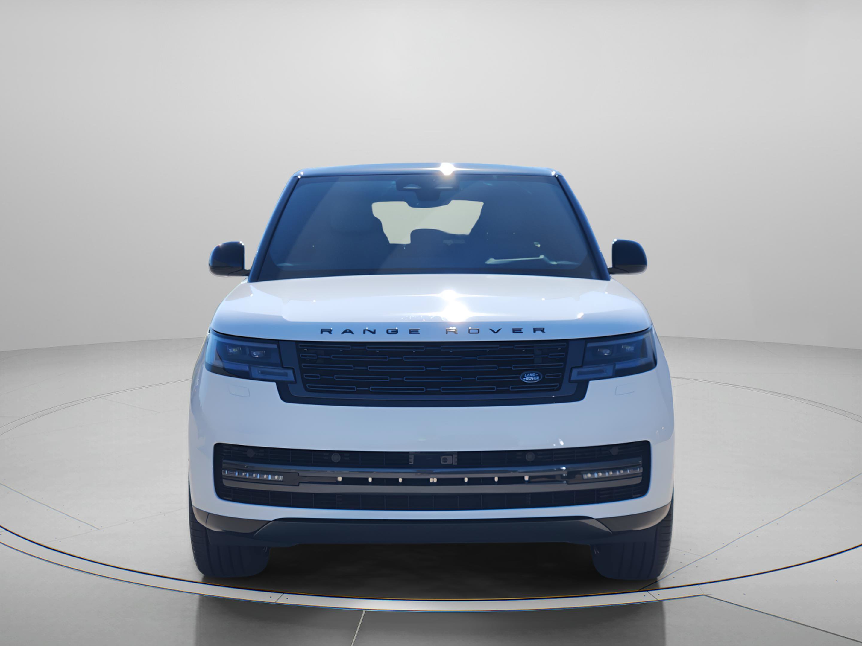 New 2026 Land Rover Range Rover Long Wheelbase SE AWD/4WD image 6