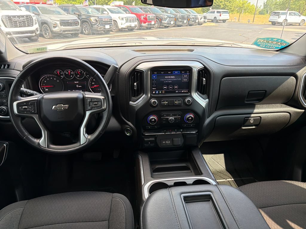 Certified 2021 Chevrolet Silverado 1500 RST w/ Rally Edition AWD/4WD image 14