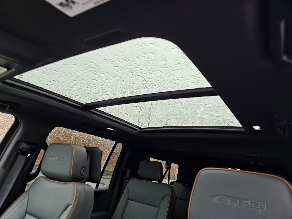 New 2026 GMC Yukon XL AT4 w/ AT4 Premium Plus Package image 15