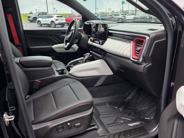 Used 2026 GMC Canyon AT4X AWD/4WD image 19