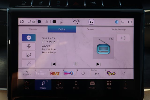 New 2025 Jeep Grand Cherokee Limited w/ Trailer Tow Package image 12