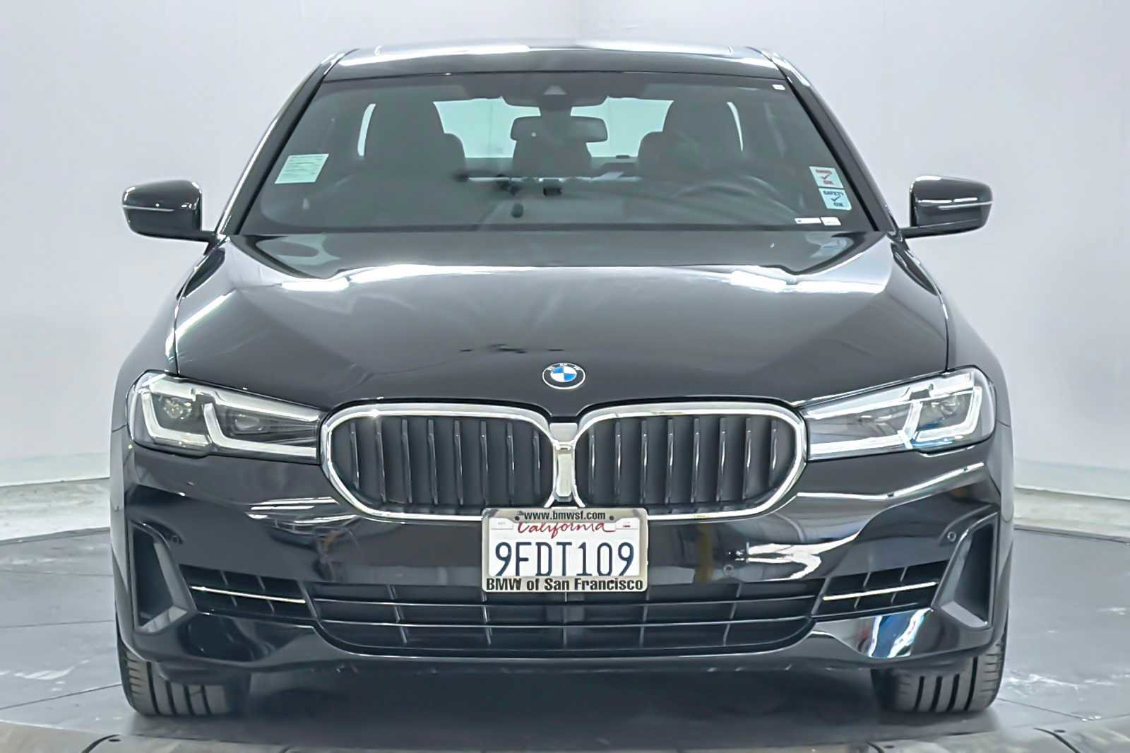 Used 2023 BMW 540i w/ Convenience Package image 10