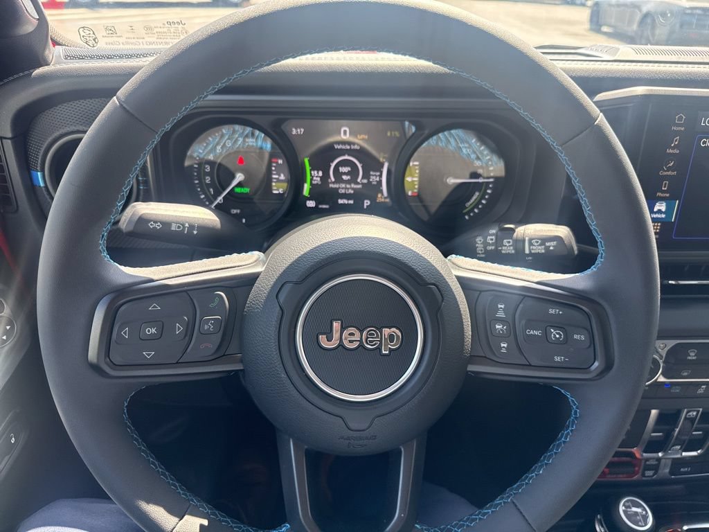 Used 2024 Jeep Wrangler Unlimited Rubicon 4xe AWD/4WD image 19