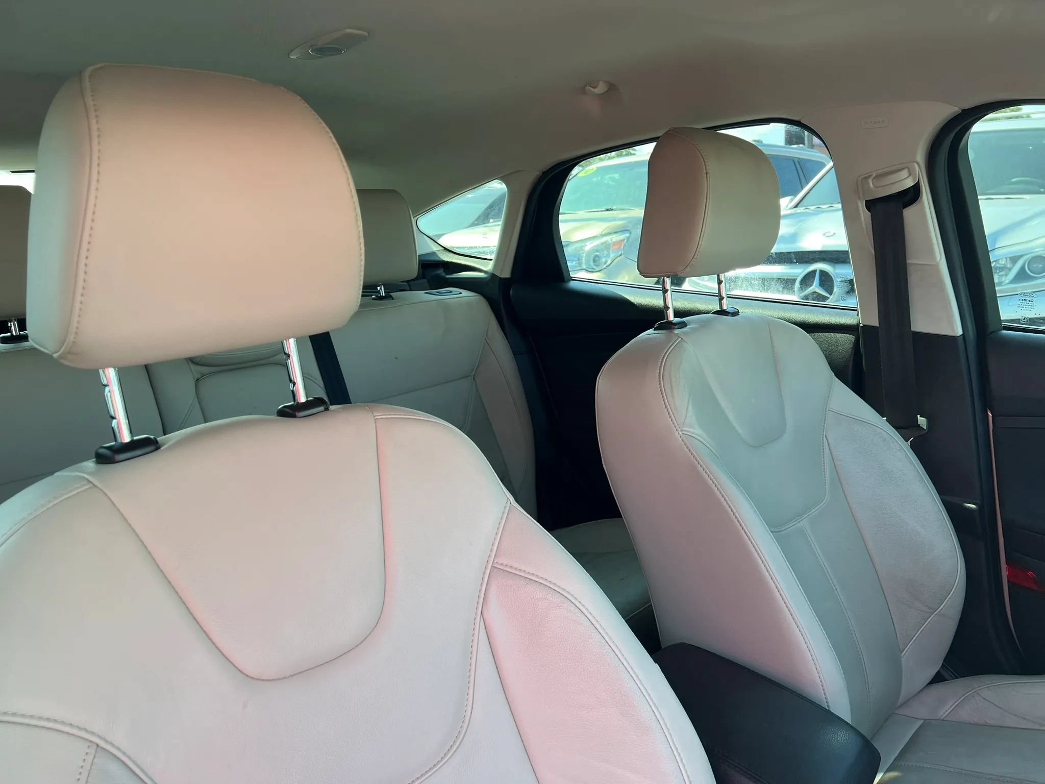 Used 2015 Ford Focus Titanium FWD image 18
