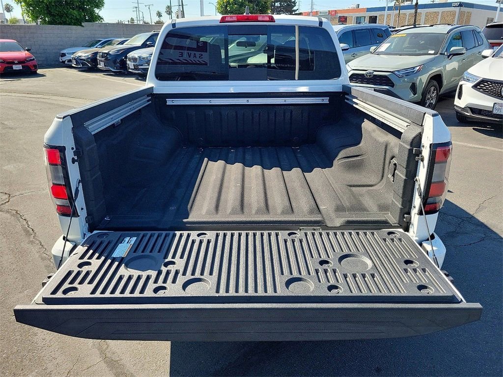 Certified 2024 Nissan Frontier SV w/ SV Convenience Package image 21