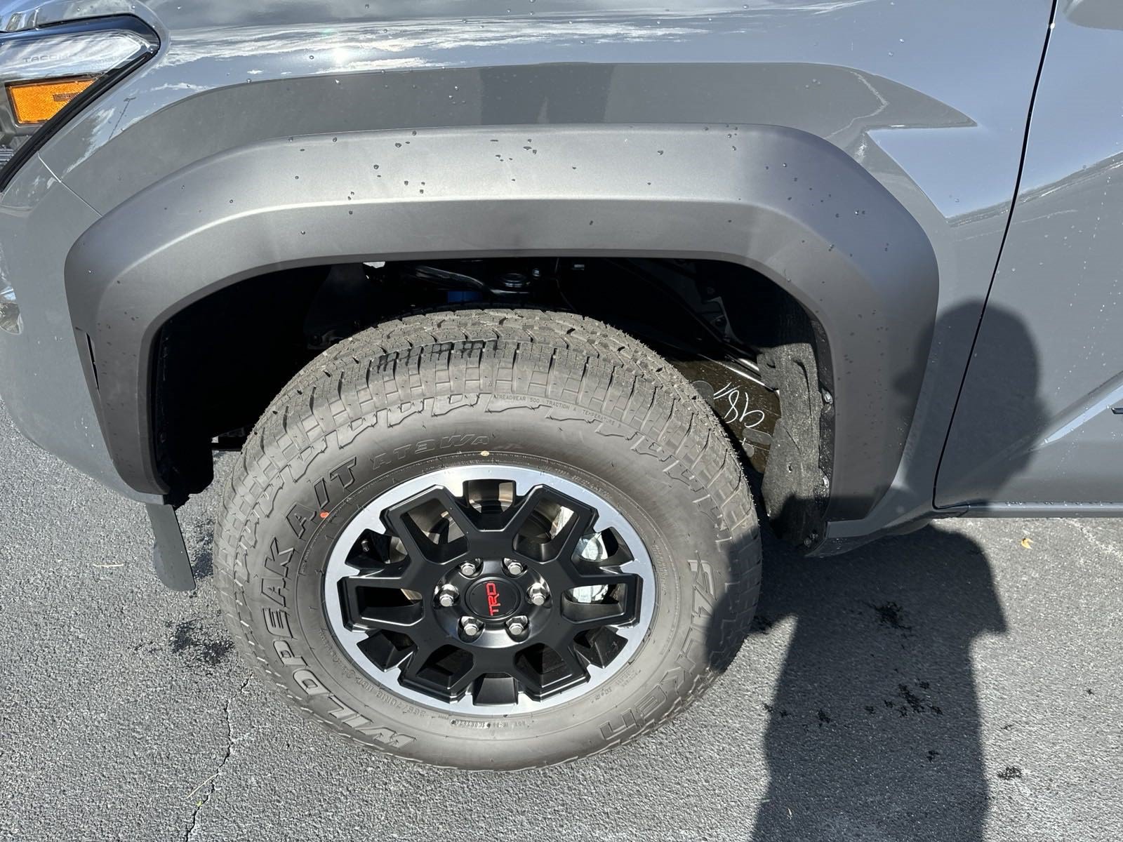 New 2024 Toyota Tacoma TRD Off-Road AWD/4WD image 9