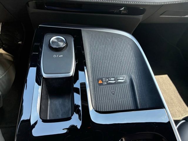 Used 2025 Buick Enclave Preferred FWD image 21