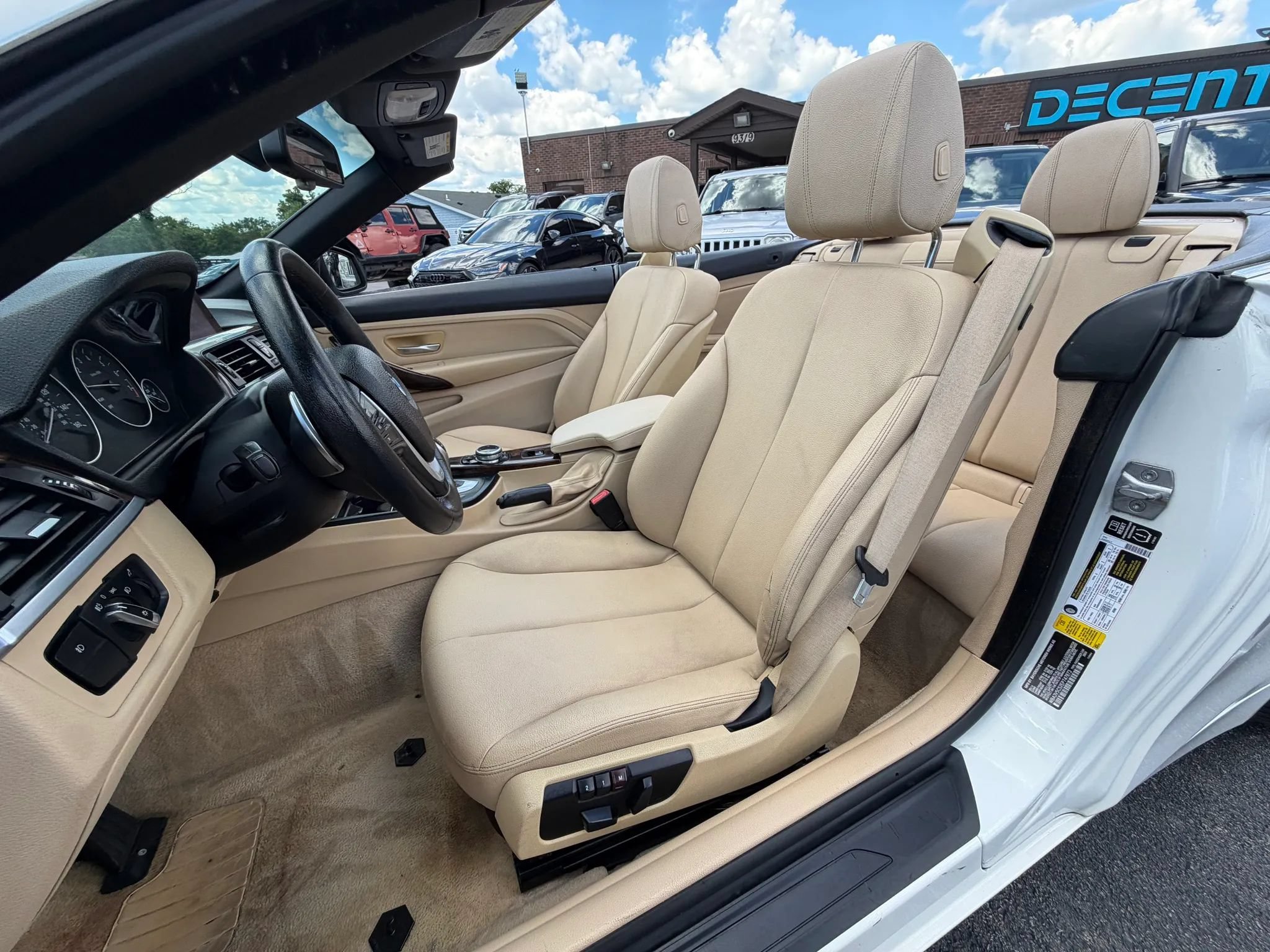 Used 2014 BMW 428i Convertible RWD image 11