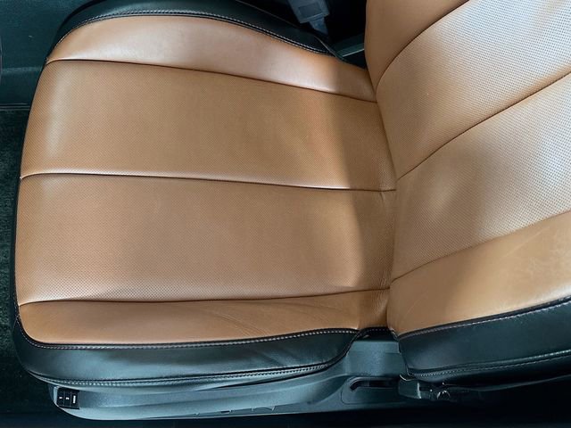 Used 2017 Chevrolet Equinox Premier w/ Enhanced Convenience Package image 27