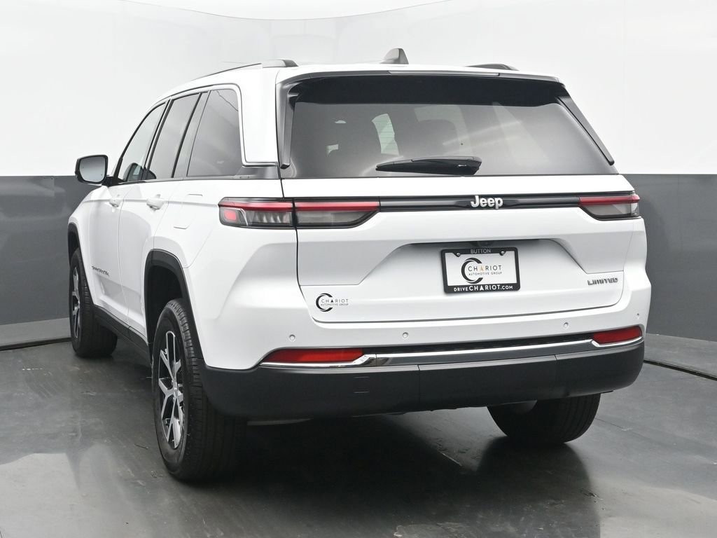 Used 2024 Jeep Grand Cherokee Limited image 4