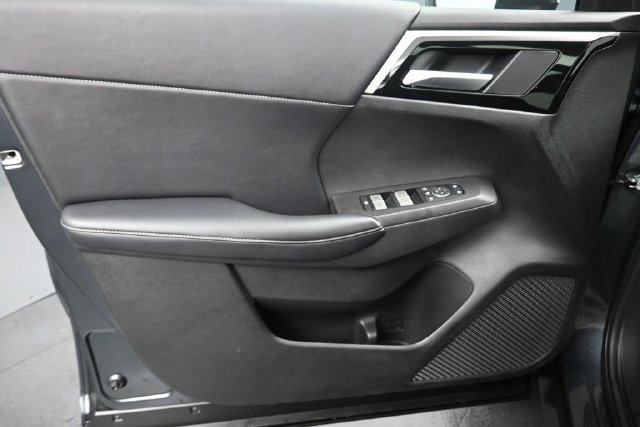 Used 2025 Mitsubishi Outlander SE AWD/4WD image 21