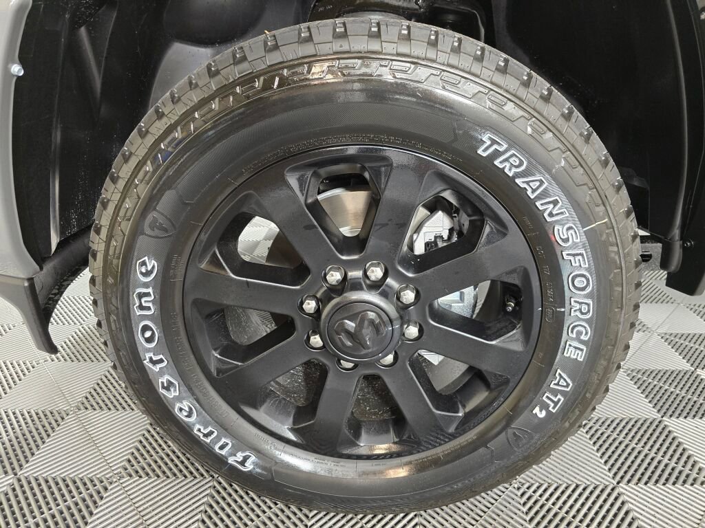 New 2025 RAM 3500 Big Horn image 10