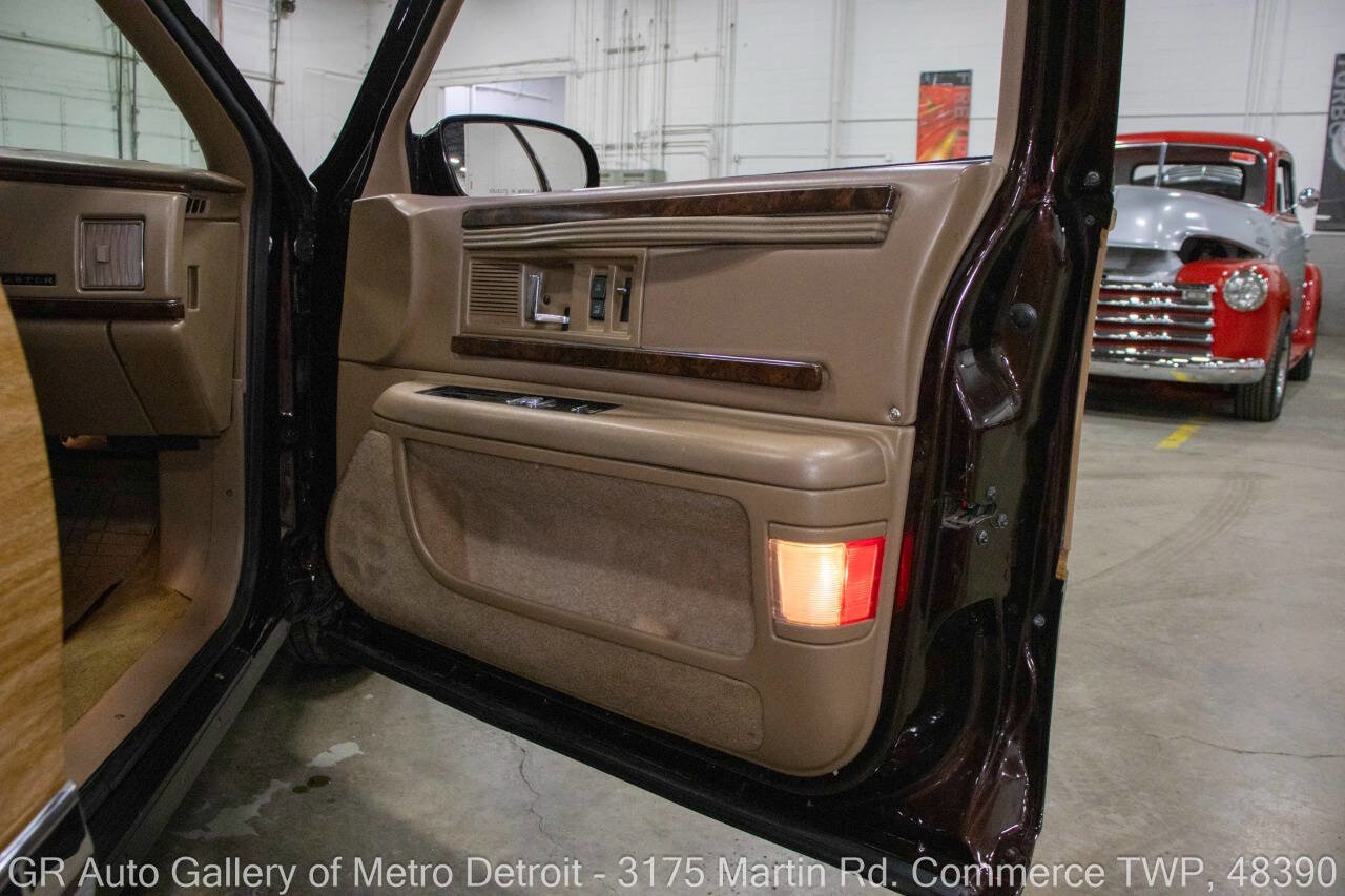 Used 1996 Buick Roadmaster Estate image 37