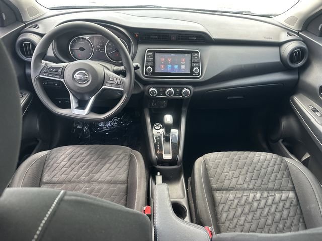 Used 2021 Nissan Kicks S FWD image 18