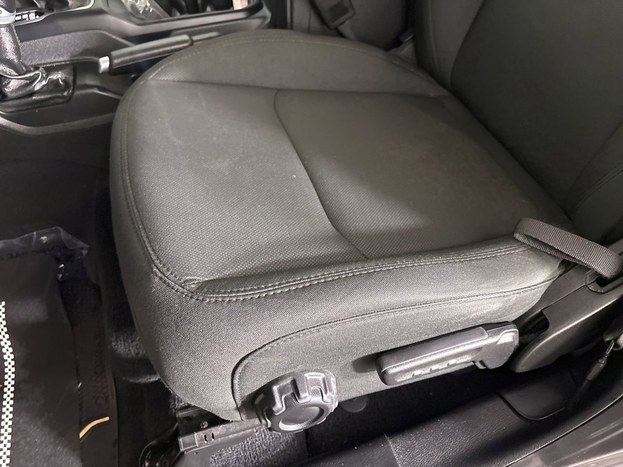 Used 2021 Jeep Wrangler Unlimited Sport image 11