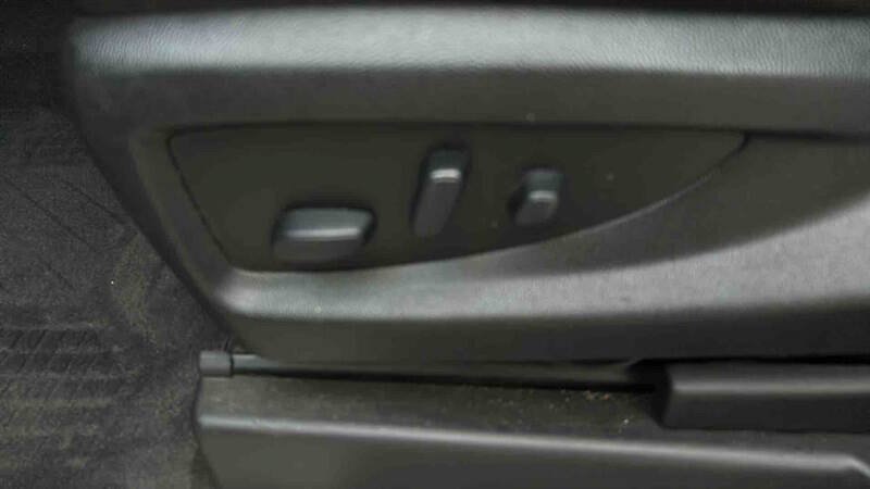 Used 2019 Chevrolet Suburban Premier AWD/4WD image 16