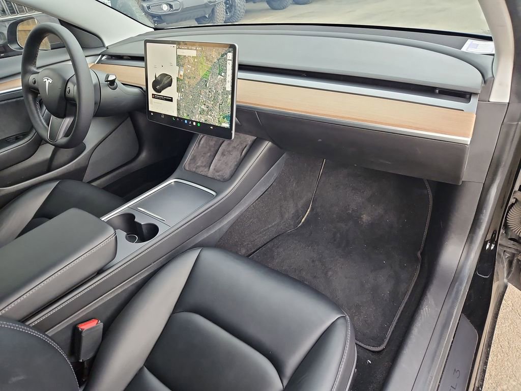 Used 2021 Tesla Model 3 Performance image 17