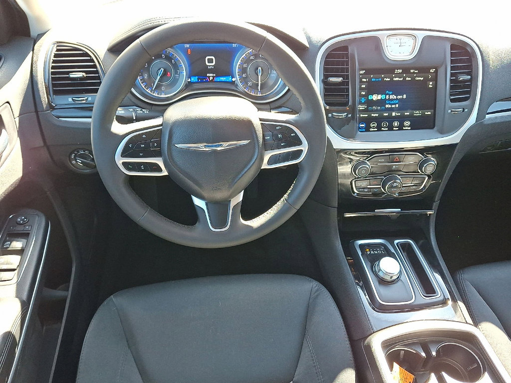 Used 2023 Chrysler 300 Touring image 14