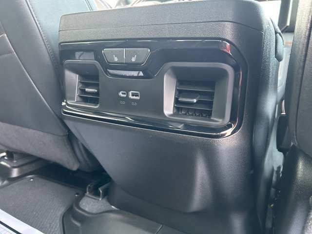 Used 2025 GMC Sierra 2500 AT4 w/ AT4 Premium Plus Package image 24