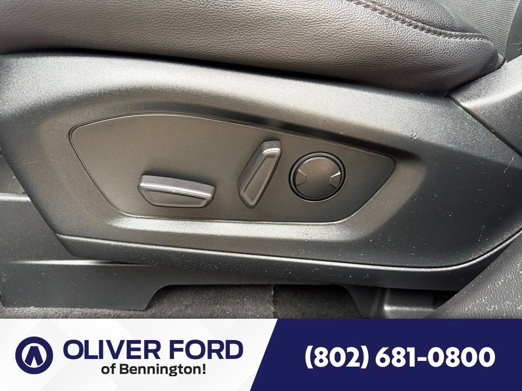 Used 2023 Ford Explorer Limited AWD/4WD image 26