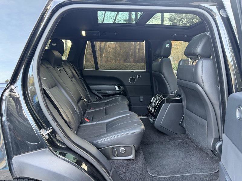 Used 2017 Land Rover Range Rover Long Wheelbase Supercharged image 29