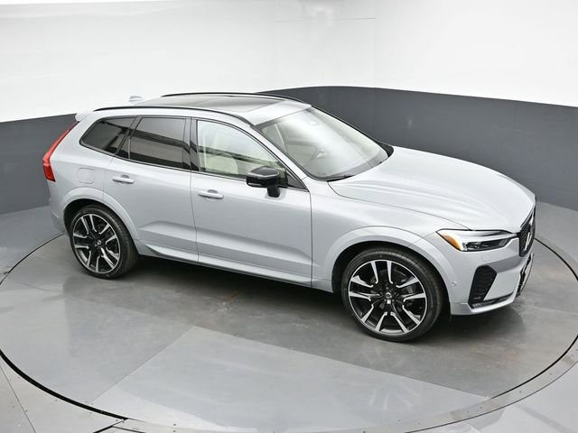 Used 2024 Volvo XC60 B5 Ultimate w/ Protection Package Premier image 41