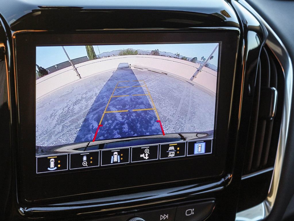 Used 2023 Chevrolet Traverse Premier w/ Redline Edition image 26