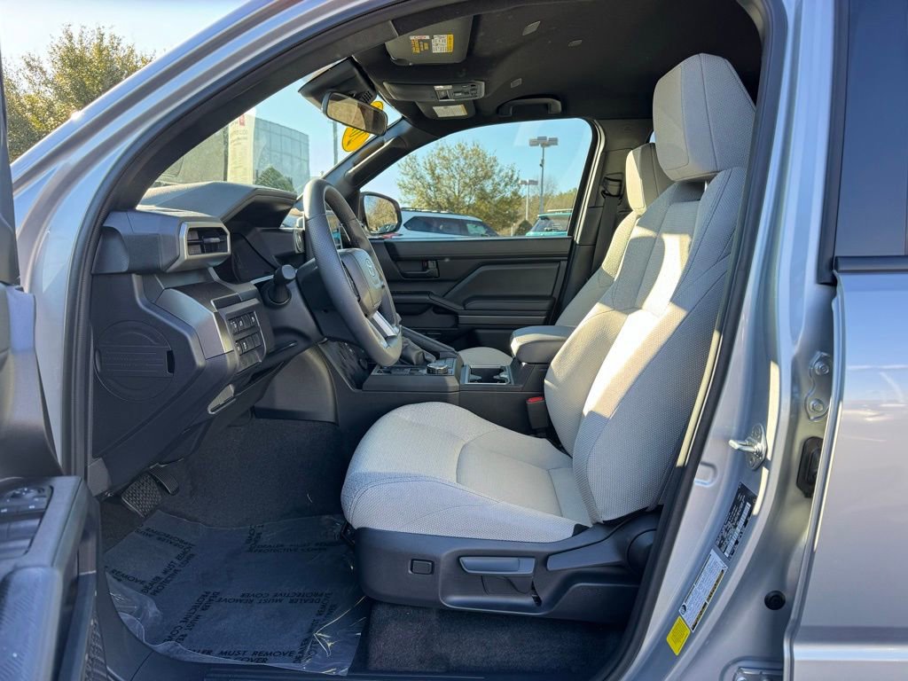 Used 2025 Toyota 4Runner SR5 image 19