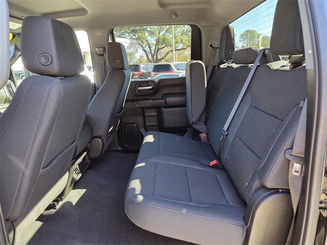 Used 2024 Chevrolet Silverado 2500 Custom w/ Custom Value Package image 13