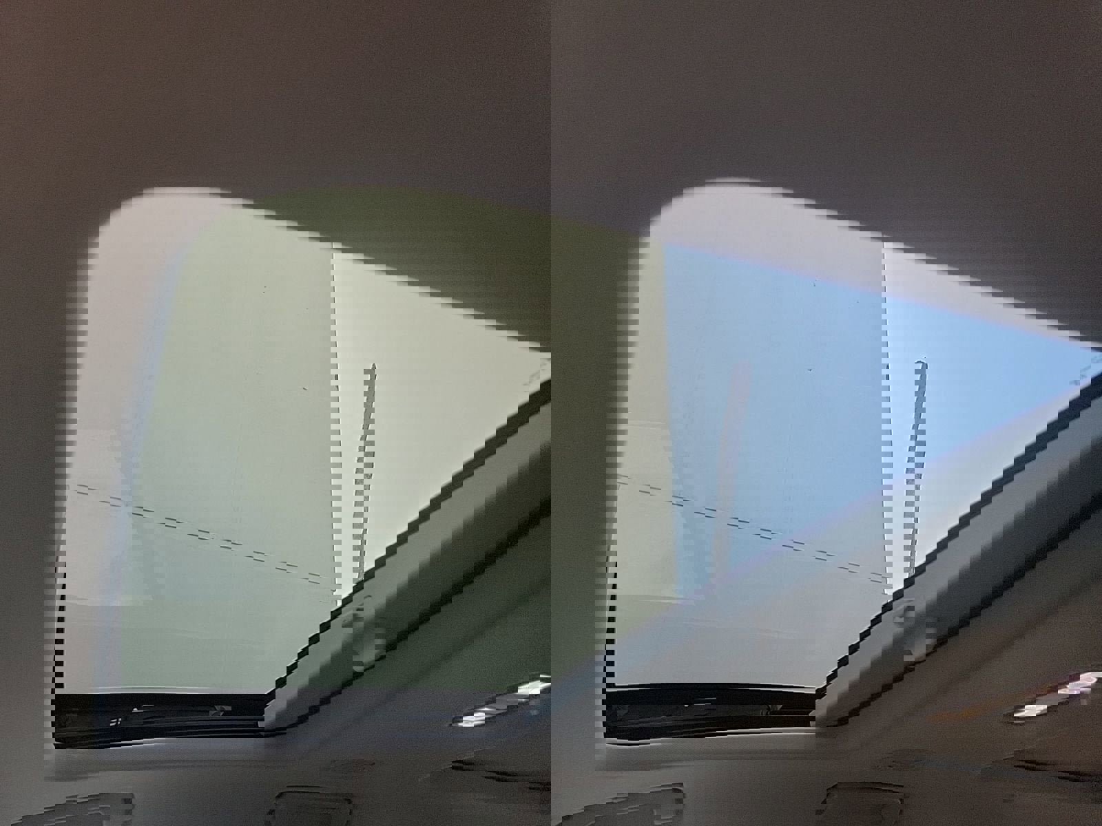 Used 2021 Buick Enclave Essence w/ Sound and Sites Package image 38