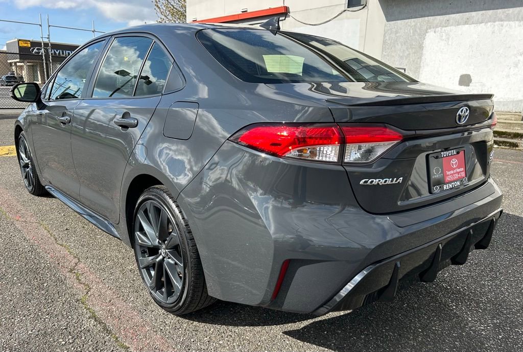 Certified 2024 Toyota Corolla SE w/ SE Package FWD image 7