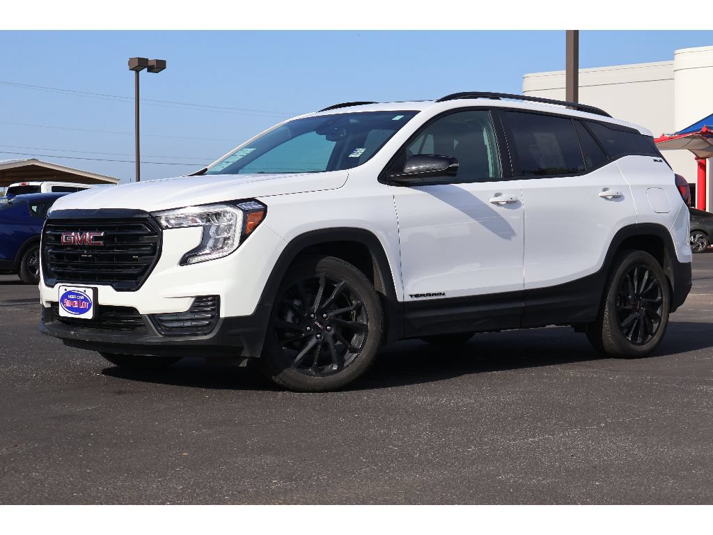 Used 2023 GMC Terrain SLE w/ Driver Convenience Package FWD image 17