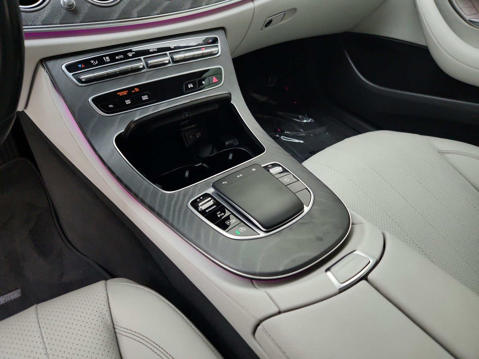 Used 2022 Mercedes-Benz E 350 Sedan image 22