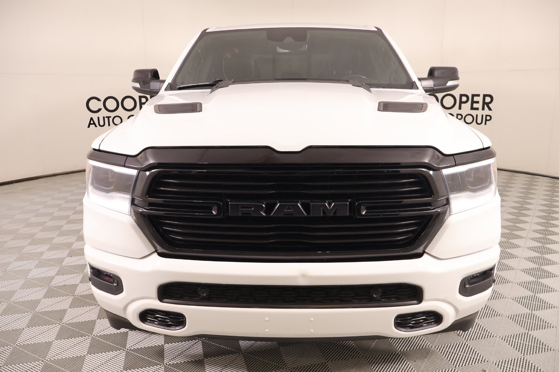 Used 2022 RAM 1500 Laramie AWD/4WD image 10