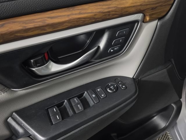 Used 2018 Honda CR-V Touring image 22