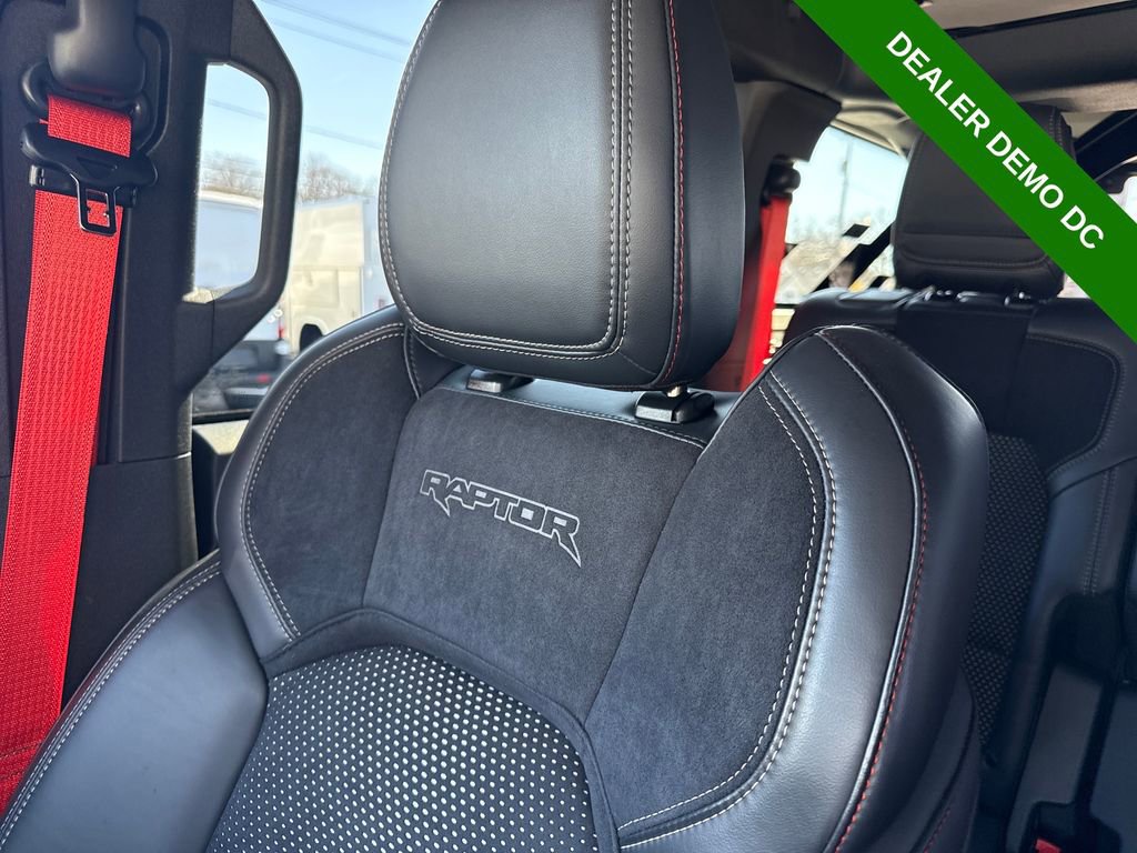 Used 2025 Ford Bronco Raptor AWD/4WD image 41