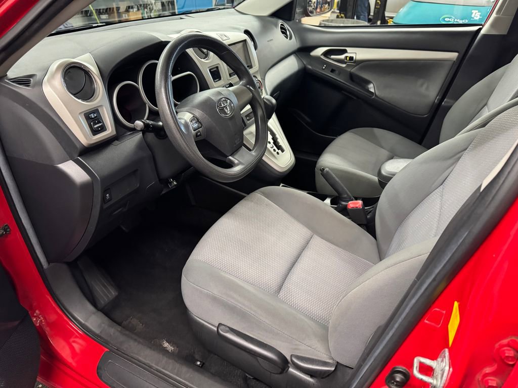 Used 2011 Toyota Matrix image 13