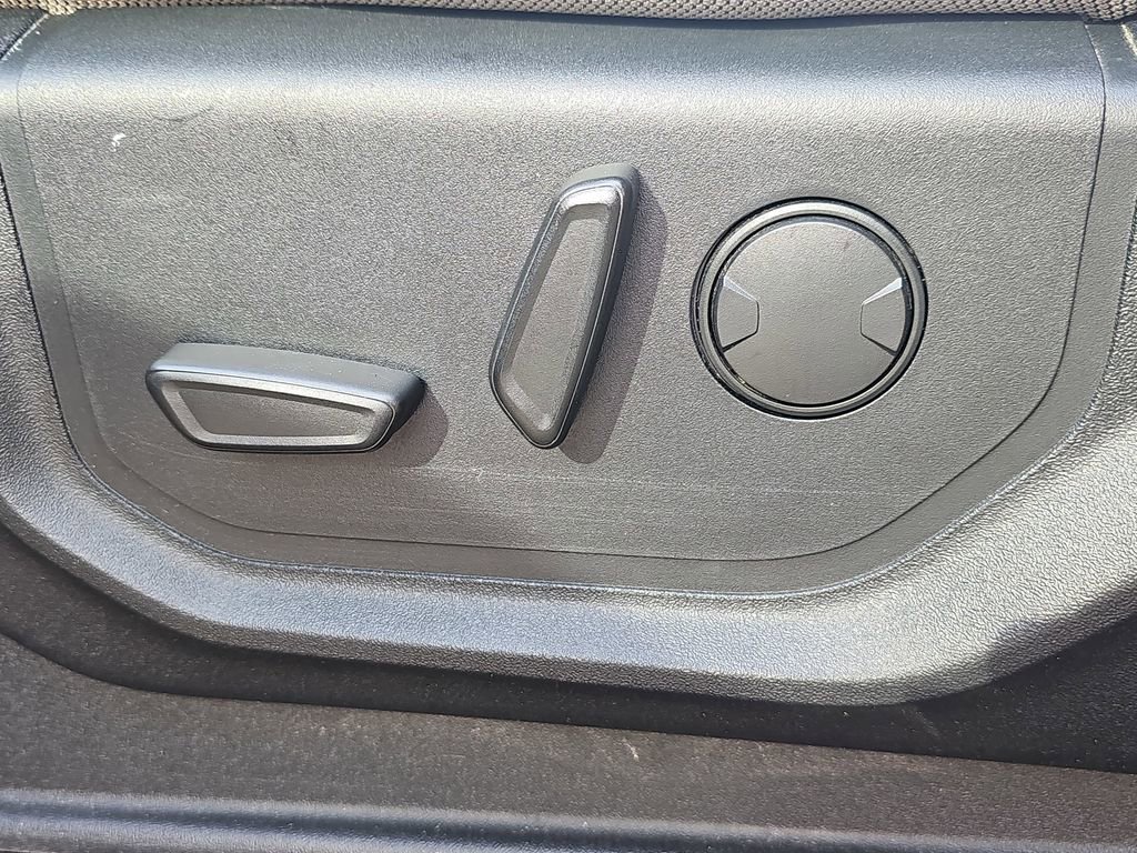 Used 2019 Ford F150 XLT w/ Equipment Group 302A Luxury image 28