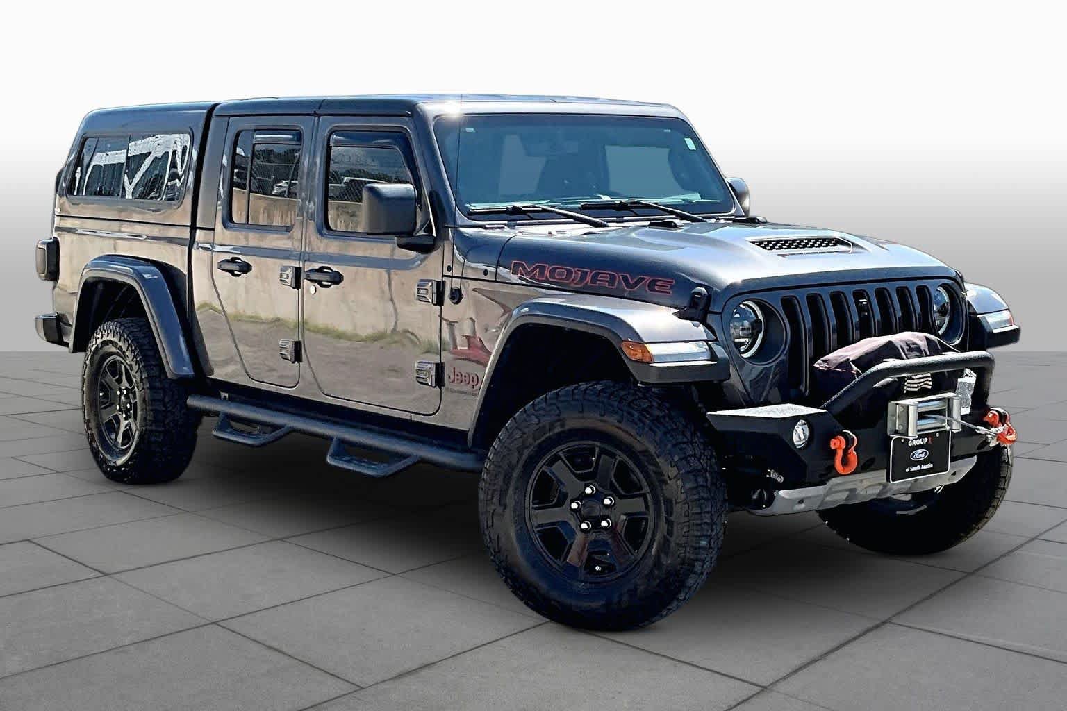 Used 2023 Jeep Gladiator Mojave w/ LED Lighting Group AWD/4WD image 3