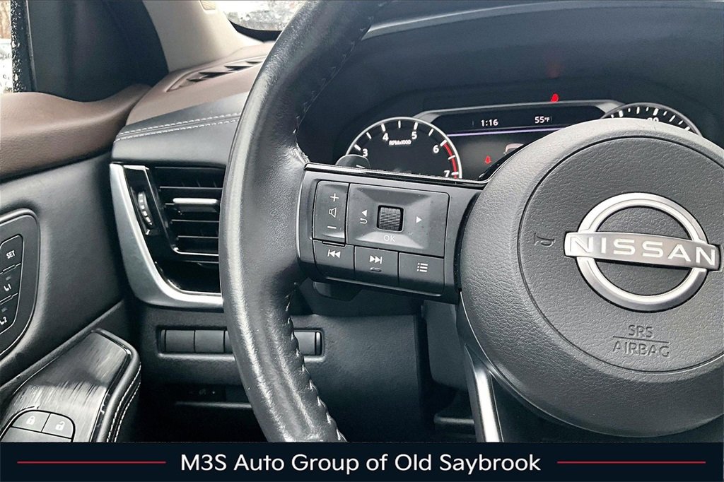 Used 2023 Nissan Rogue SL w/ SL Premium Package image 11