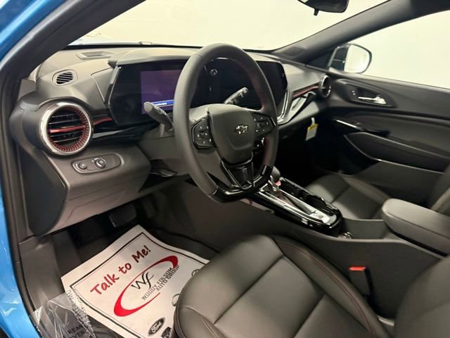 New 2026 Chevrolet Trax RS w/ Sunroof Package FWD image 7