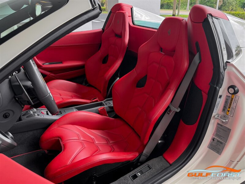 Used 2014 Ferrari 458 Spider RWD image 20