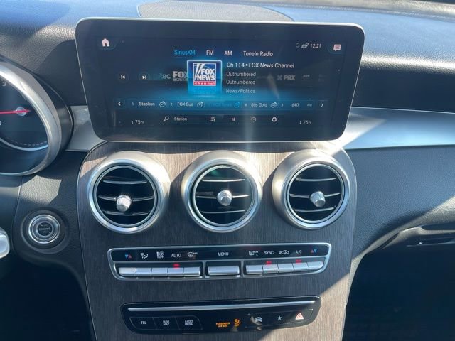 Used 2020 Mercedes-Benz GLC 300 4MATIC image 24