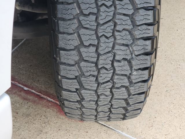 Used 2024 Chevrolet Silverado 1500 Custom w/ LPO, Dark Essentials Package RWD image 18