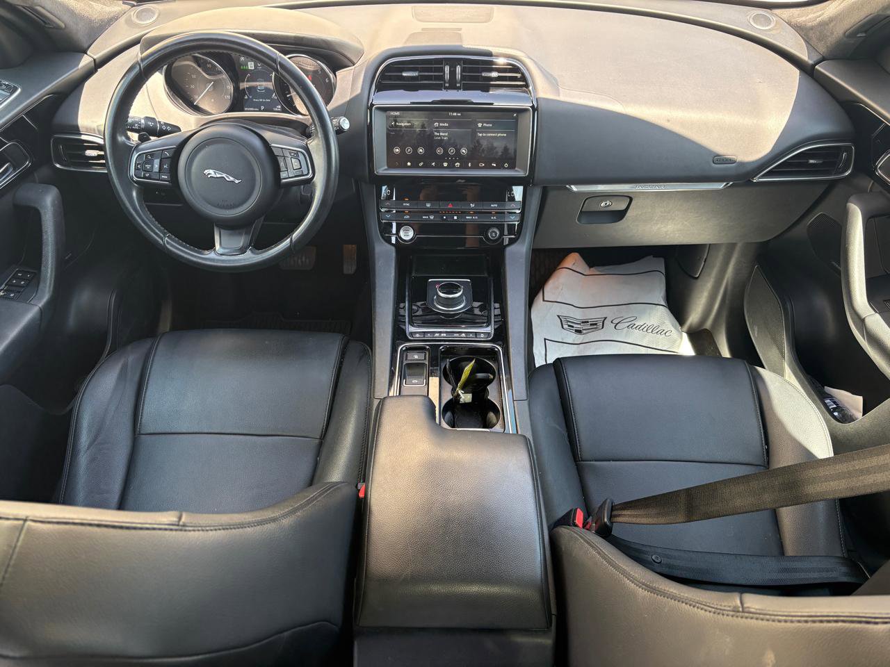 Used 2020 Jaguar F-PACE Premium AWD/4WD image 13