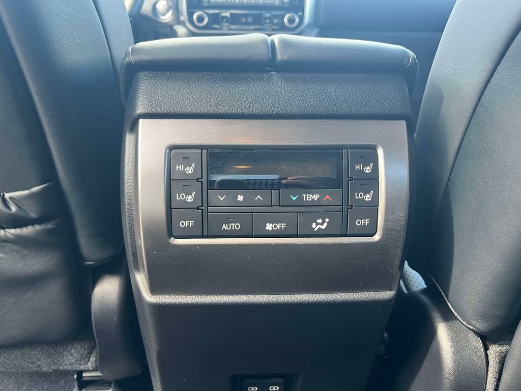 Used 2023 Lexus GX 460 Luxury w/ Sport Design Package image 14