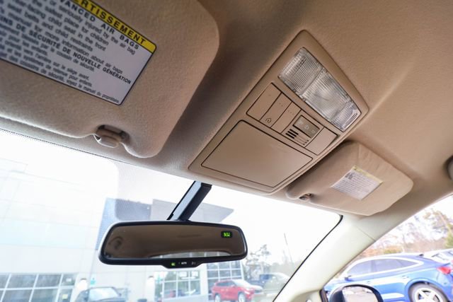 Used 2010 Toyota Venza AWD image 49