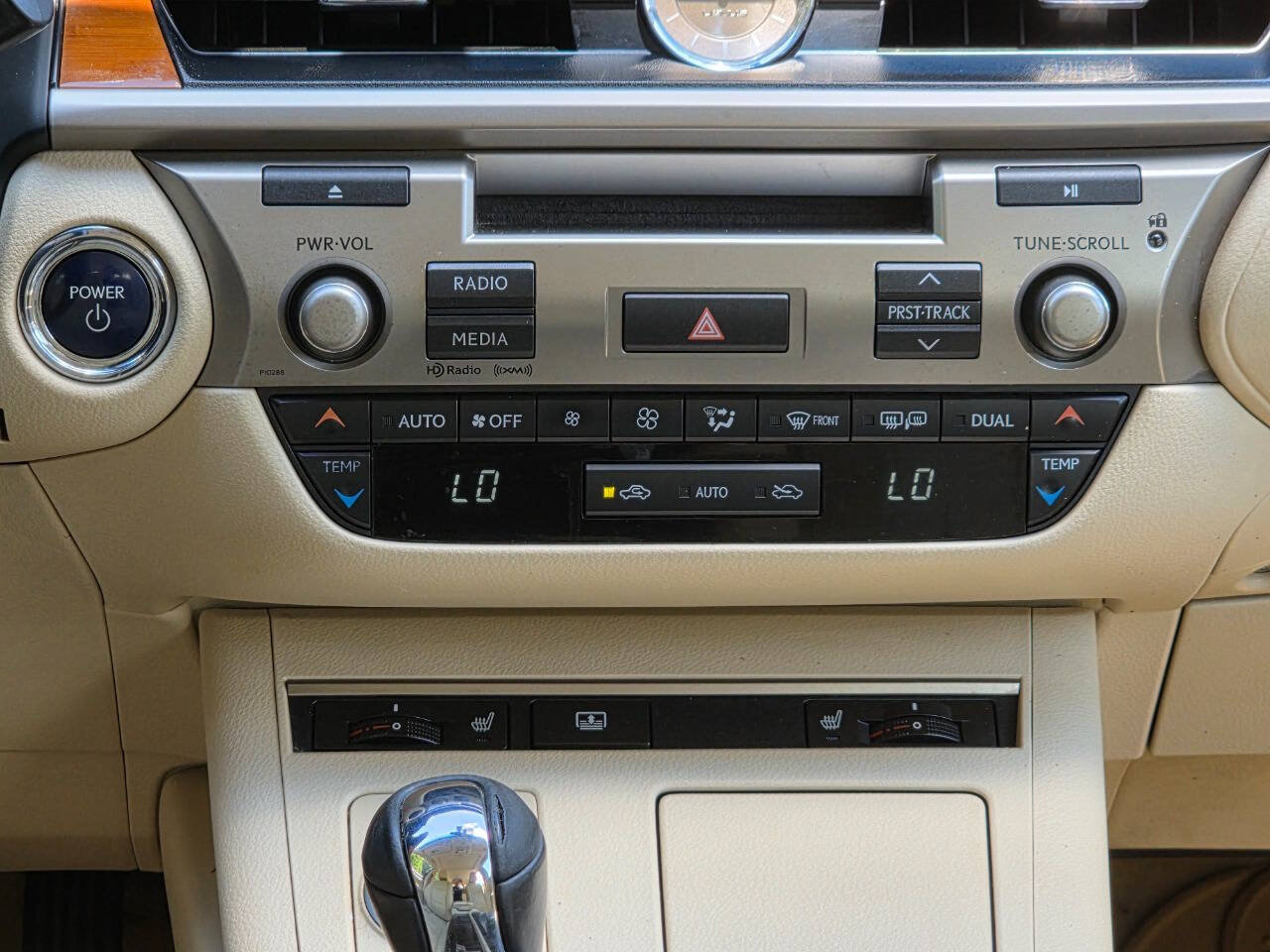 Used 2013 Lexus ES 300h w/ Premium Pkg FWD image 26
